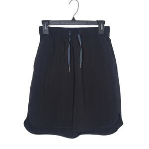 Lululemon On The Fly travel skirt with pockets and drawstring - black - 6